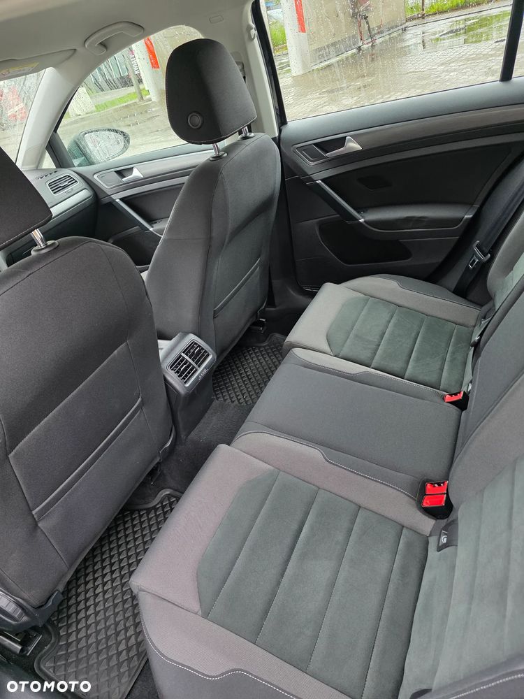 Volkswagen Golf 1.5 TSI BMT Evo Comfortline - 4