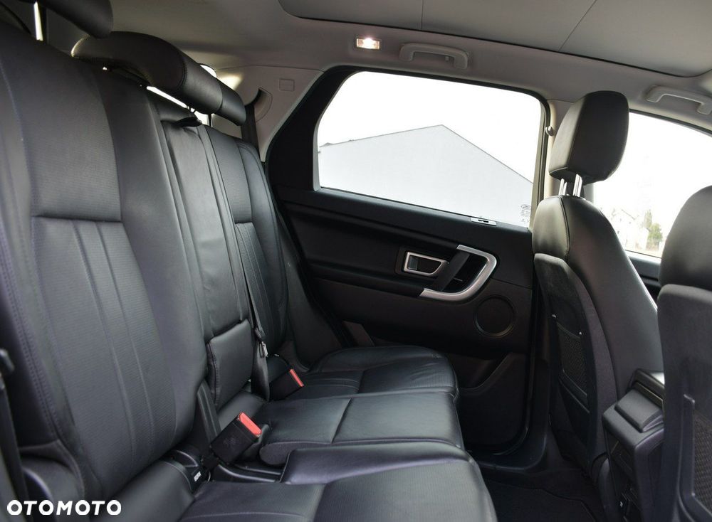 Land Rover Discovery Sport 2.0 eD4 HSE Luxury - 16