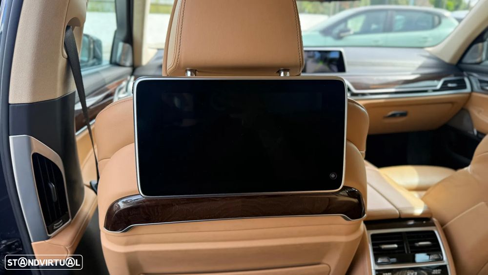 BMW 730 d xDrive - 13