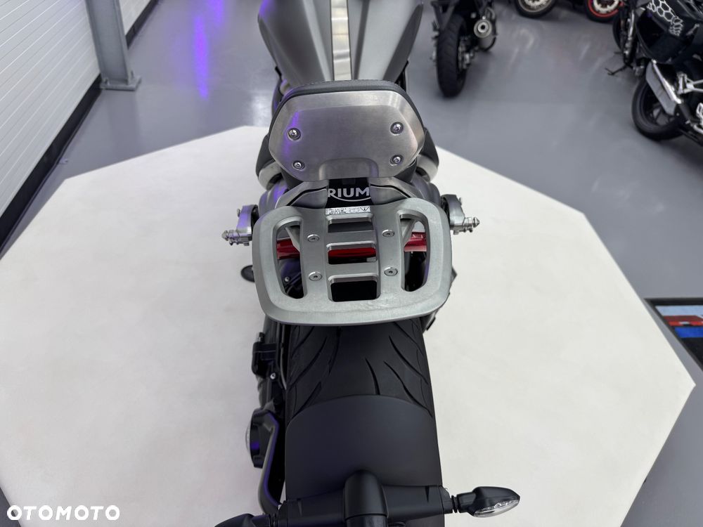 Triumph Rocket - 20