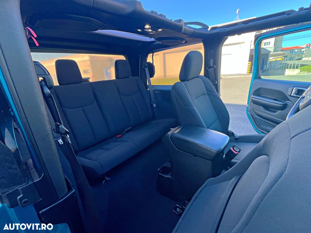 Jeep Wrangler 2.0 T-GDI Hardtop AWD Automatik Sport - 6