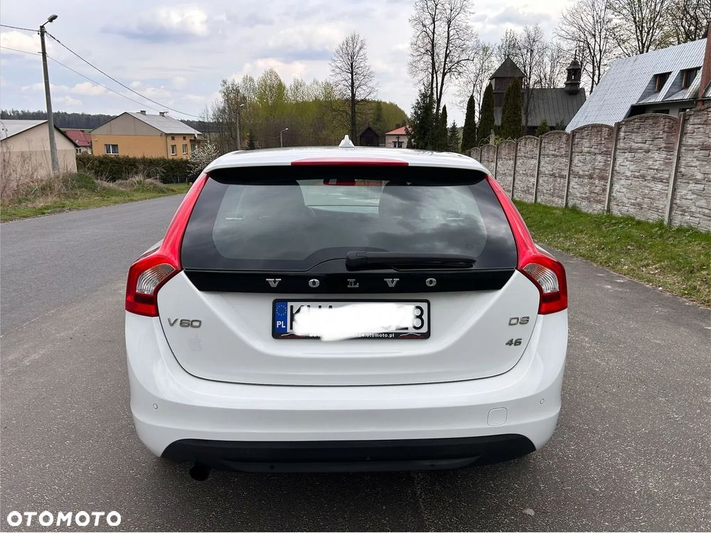 Volvo V60 D3 Momentum - 5