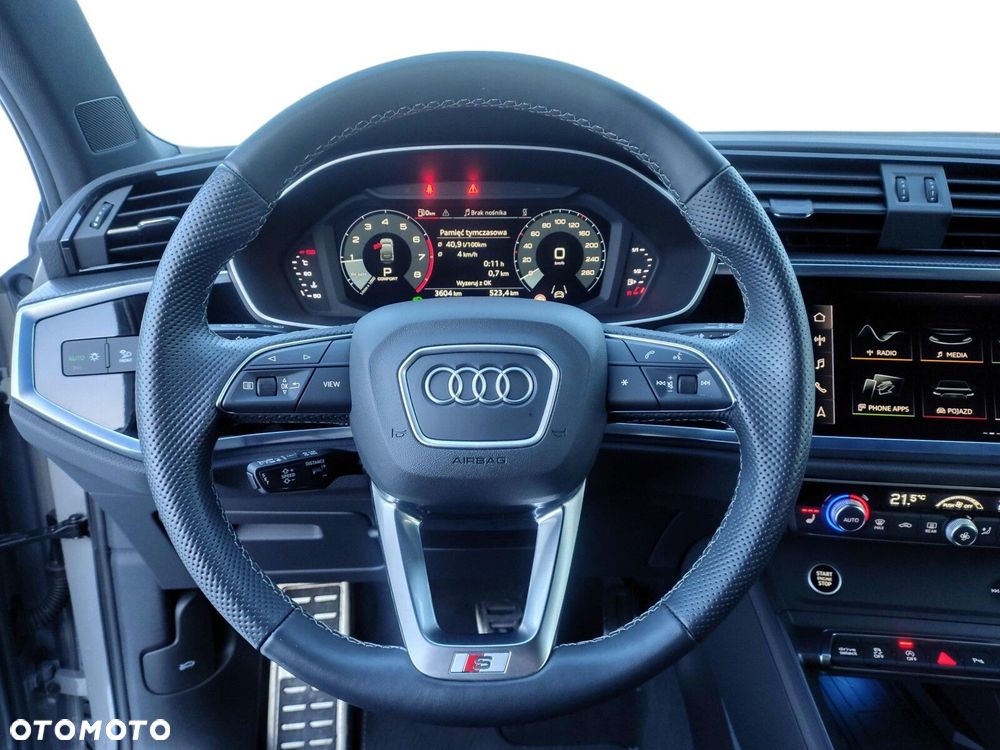 Audi Q3 Sportback - 16