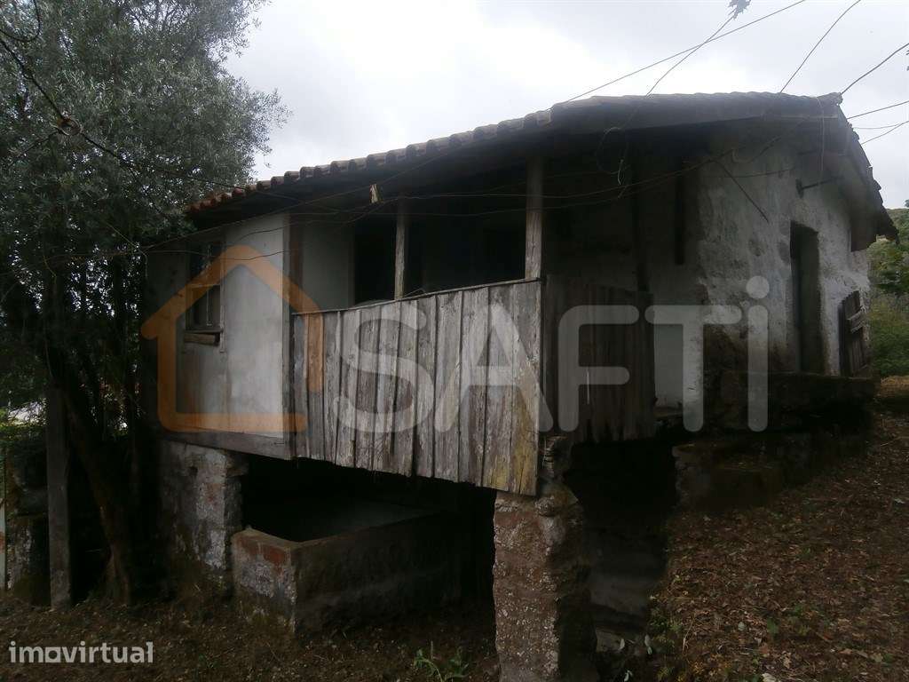 Quintinha com ruinas - Grande imagem: 4/18