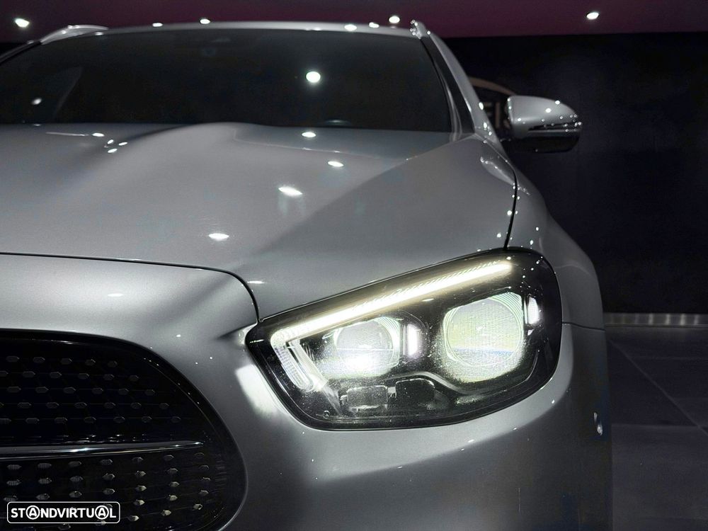 Mercedes-Benz E 300 9G-TRONIC AMG Line - 12