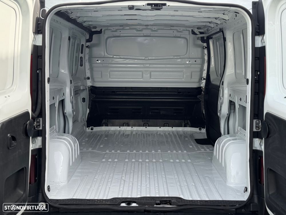 Renault Trafic 2.0 DCI Longa C/IVA DEDUTIVEL - 7