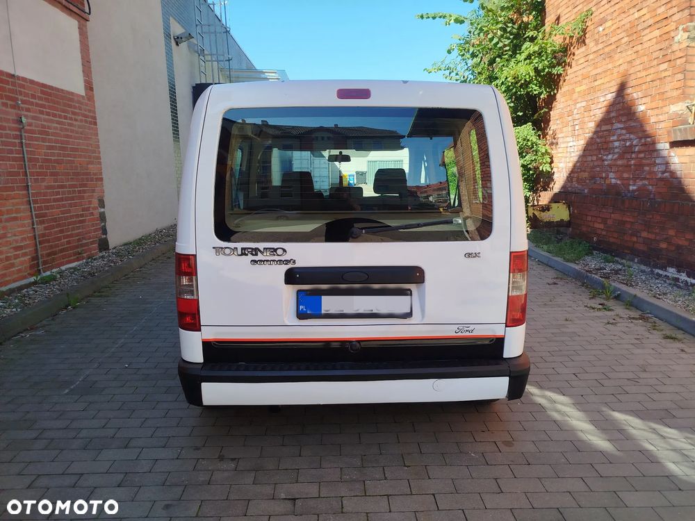 Ford Tourneo Connect - 10