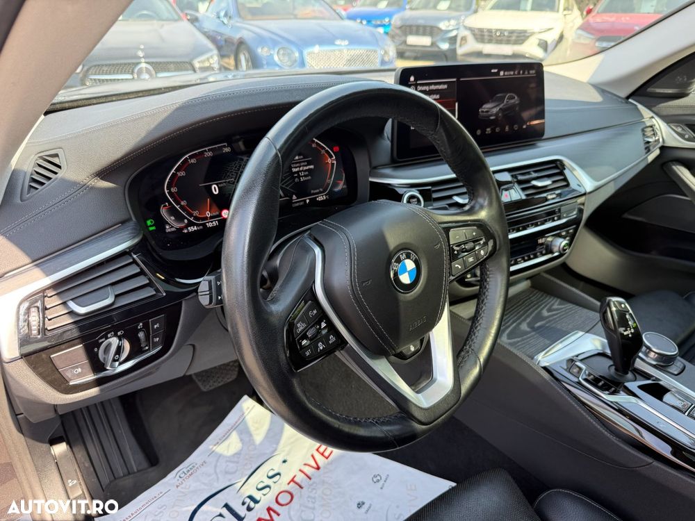 BMW Seria 5 530d xDrive AT MHEV - 19