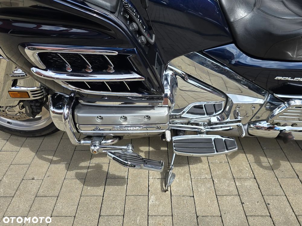 Honda GL - 11