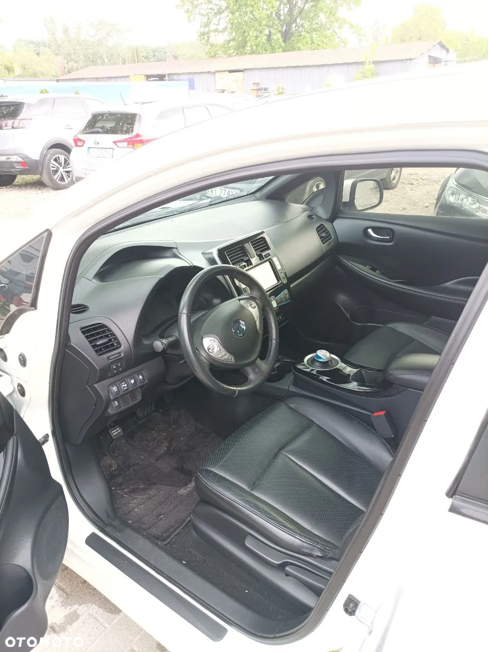 Nissan Leaf - 10