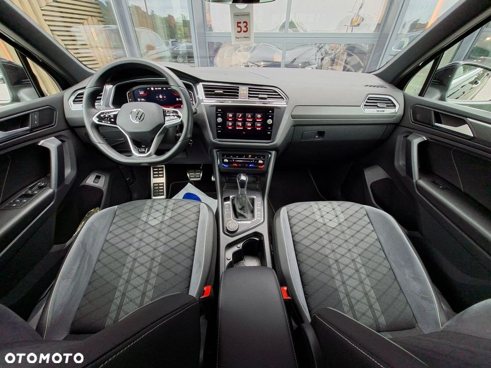 Volkswagen Tiguan - 19