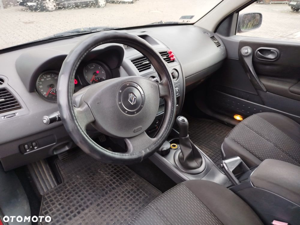 Renault Megane 1.4 Confort Expression - 10