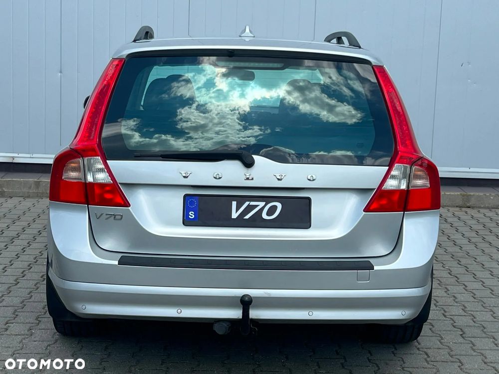 Volvo V70 D5 AWD Summum - 13