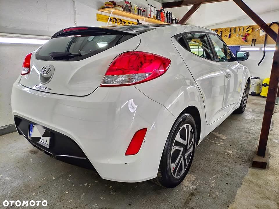 Hyundai Veloster 1.6 DCT Style - 6
