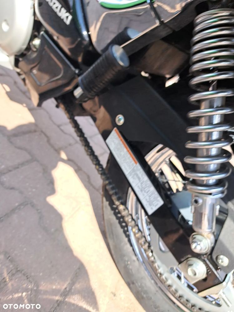 Suzuki Intruder - 24