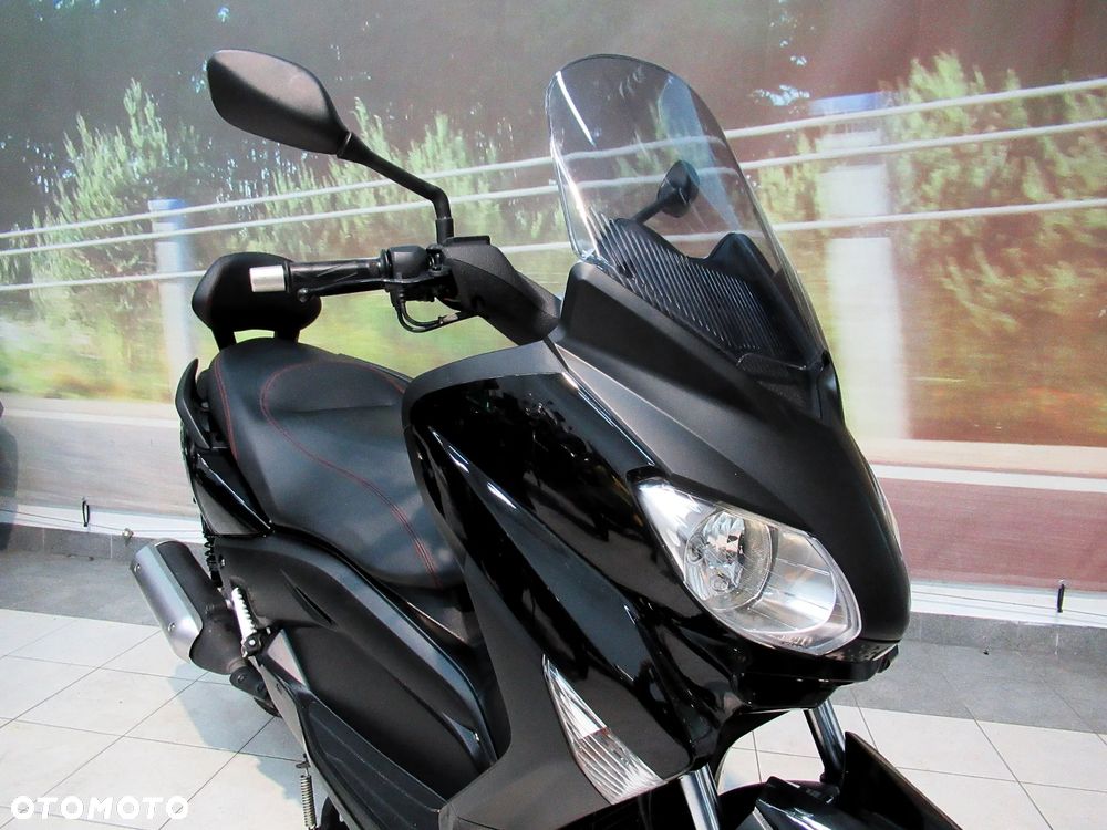 Yamaha X-max - 15