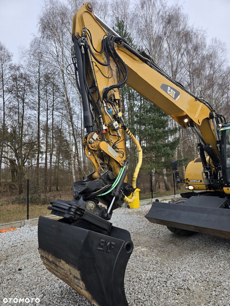 Caterpillar 313D - 2