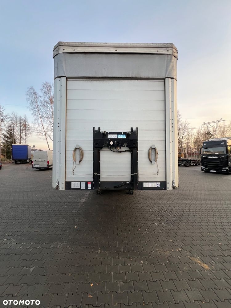 Schwarzmuller J-SERIE - 2