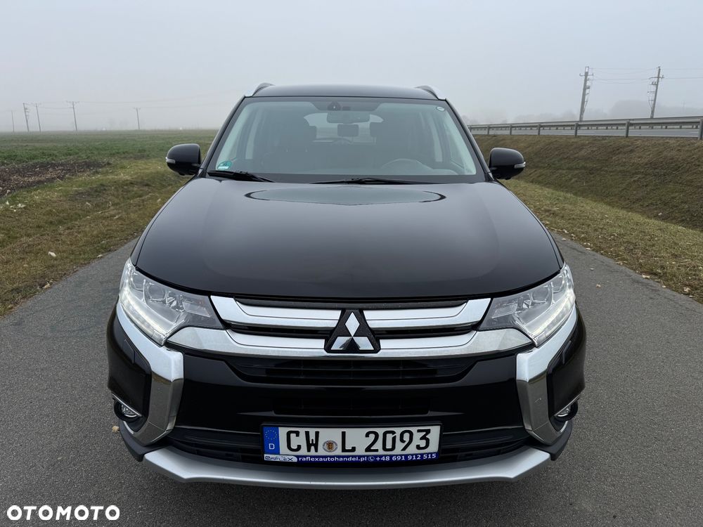 Mitsubishi Outlander 2.0 2WD CVT Diamant Edition+ - 12