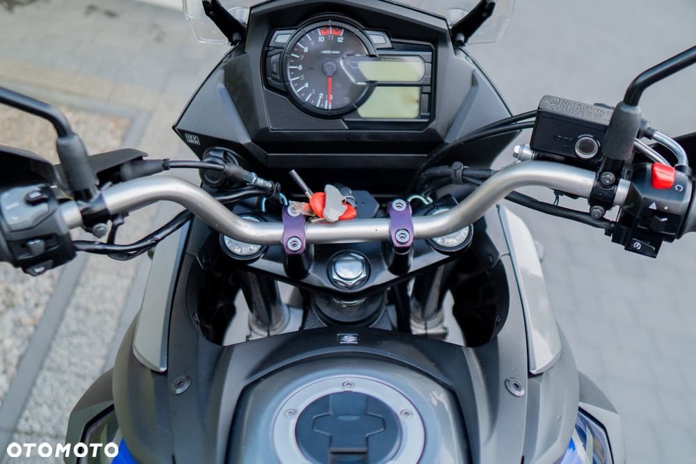 Suzuki V-STROM - 22