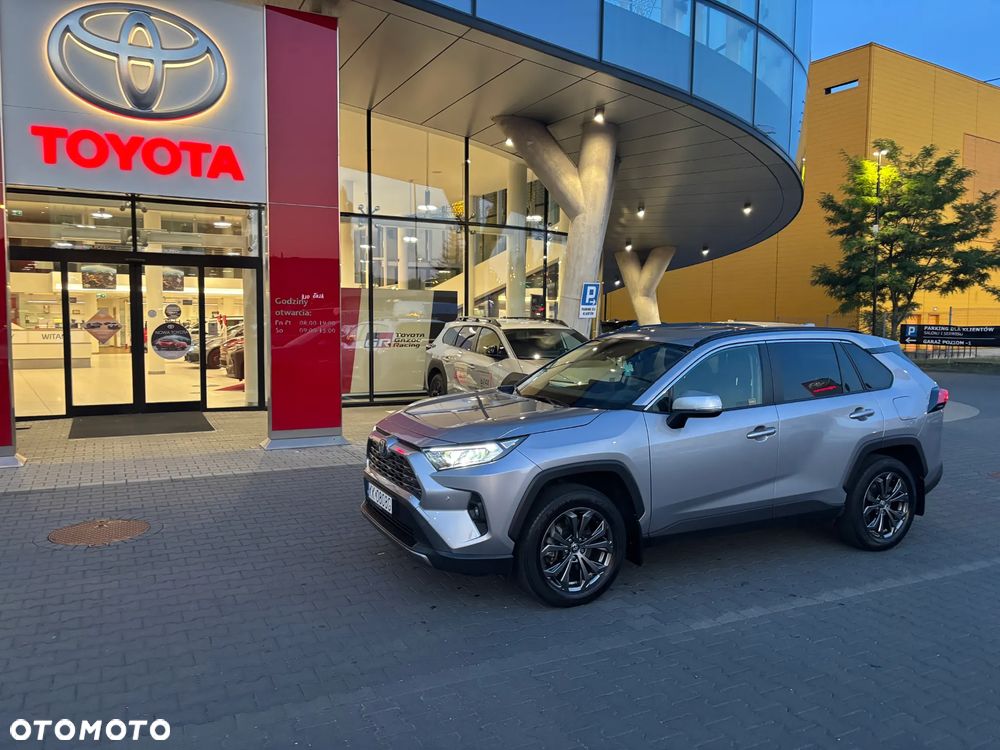 Toyota RAV4 - 18