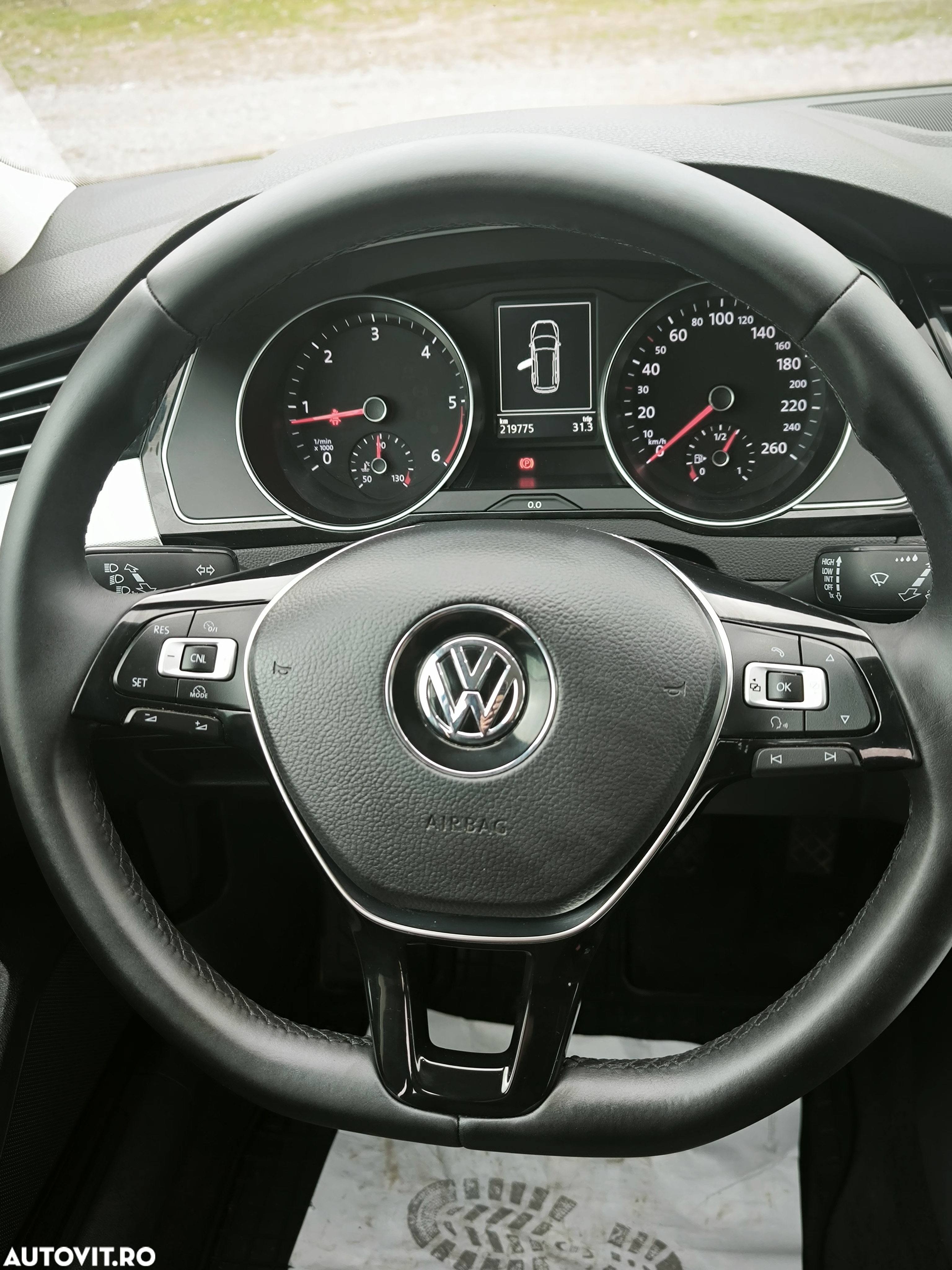 Volkswagen Passat Variant 1.6 TDI (BlueMotion Technology) Comfortline - 10