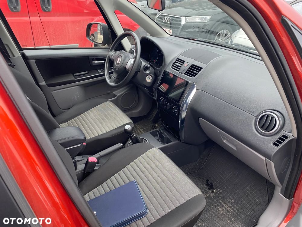 Suzuki SX4 1.5 Comfort - 6