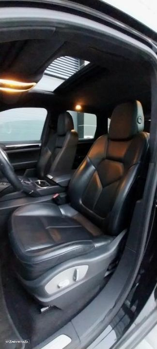 Porsche Cayenne S Hybrid - 10