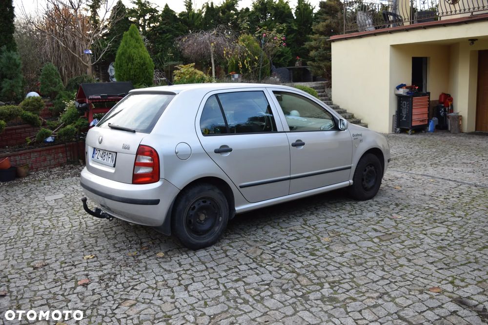 Skoda Fabia 1.4 16V Active - 5