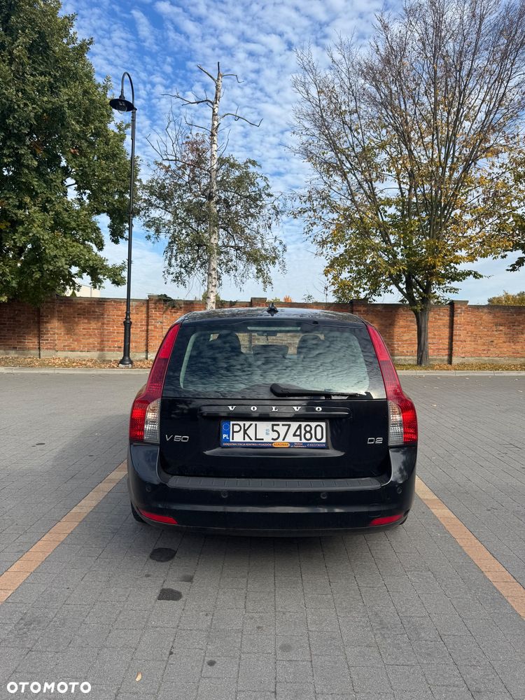 Volvo V50 2011 photo 5