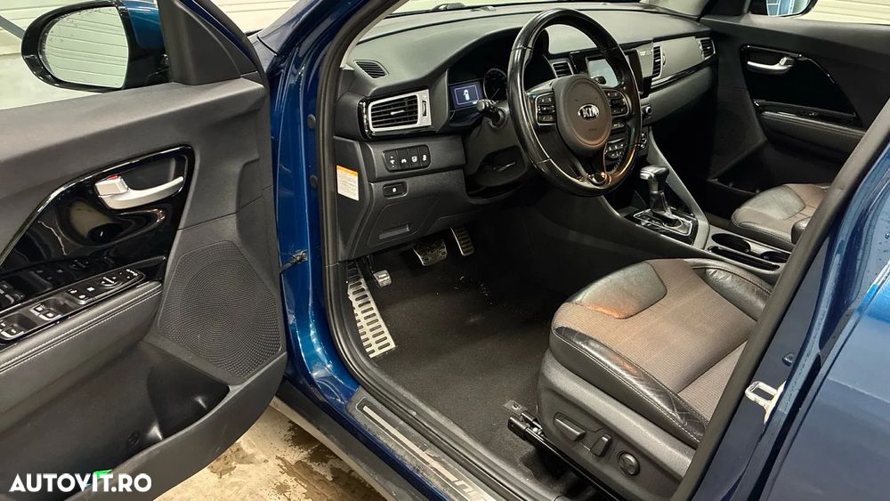 Kia Niro 1.6 GDI 2WD Aut. Vision - 6