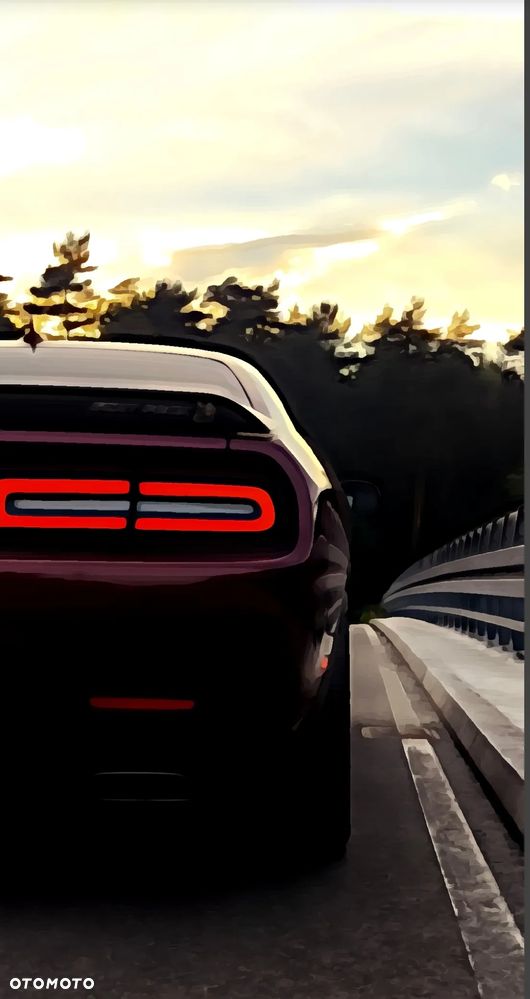 Dodge Challenger - 8