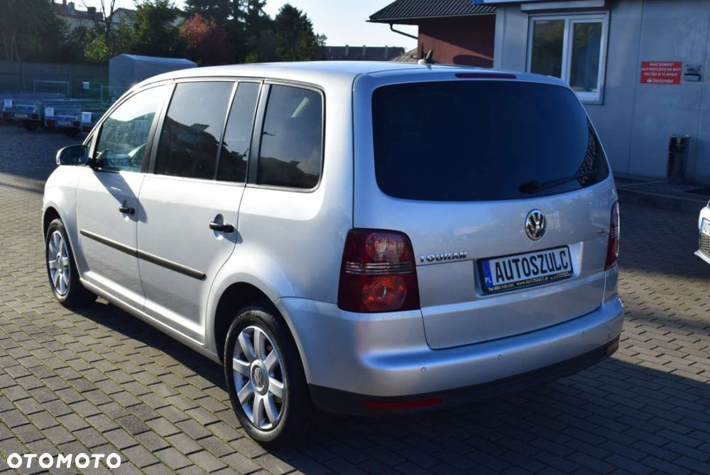 Volkswagen Touran - 7