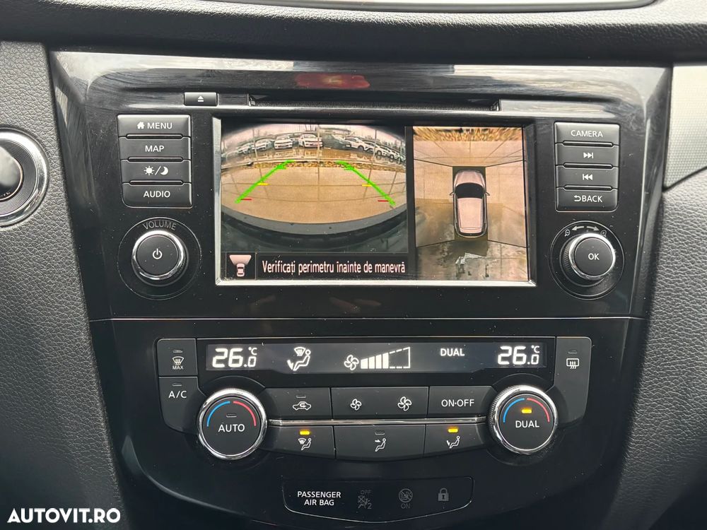 Nissan Qashqai 1.3 DIG-T N-CONNECTA - 18