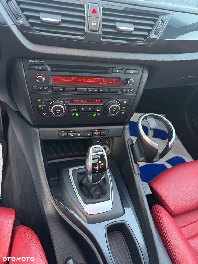 BMW X1 - 32