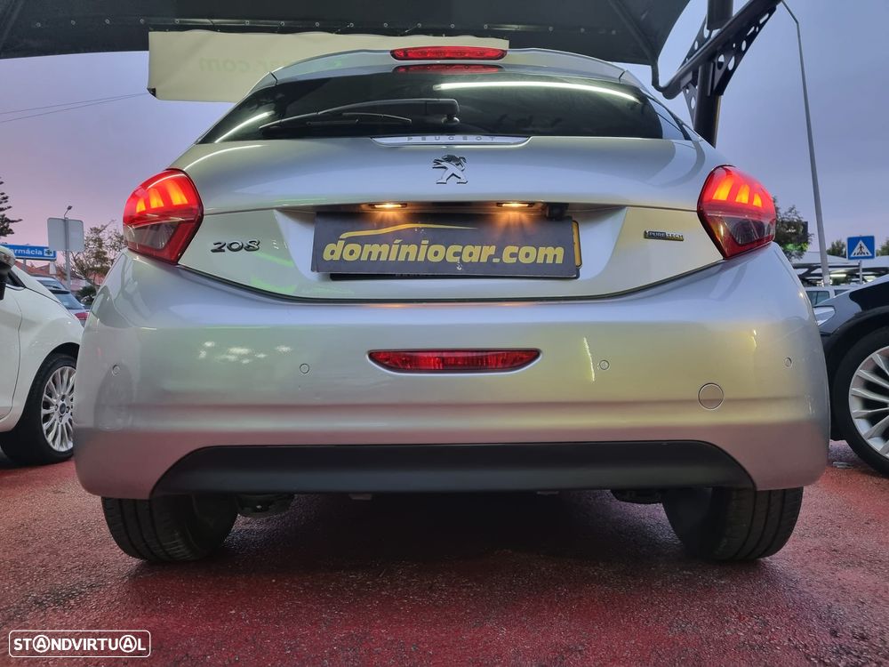 Peugeot 208 1.2 PureTech Style - 11