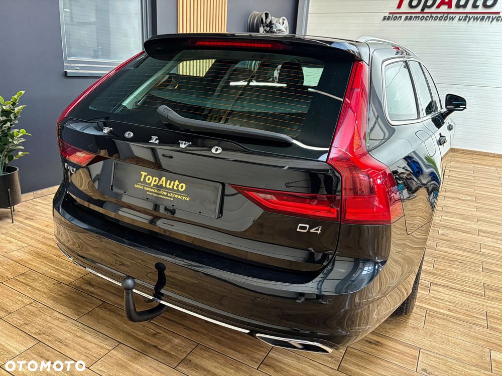 Volvo V90 D4 Geartronic Momentum Pro - 8