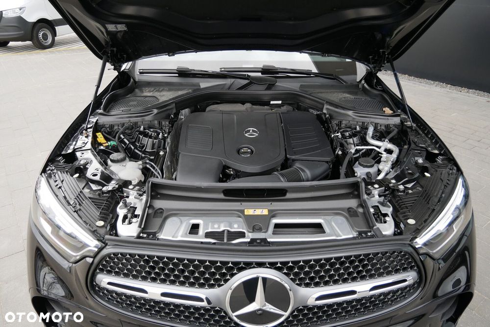 Mercedes-Benz GLC - 26