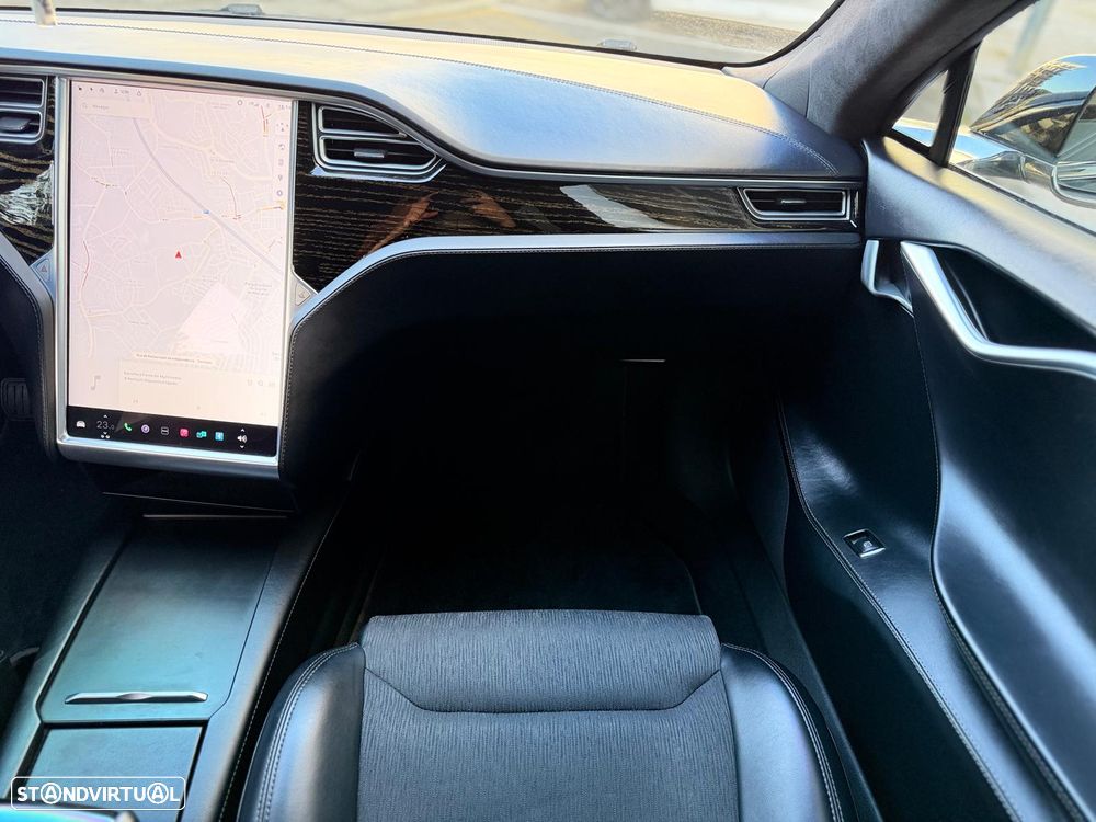 Tesla Model S 75 - 26