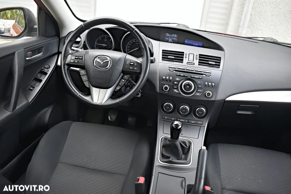 Mazda 3 1.6 MZ-CD DPF Exlusive-Line - 11