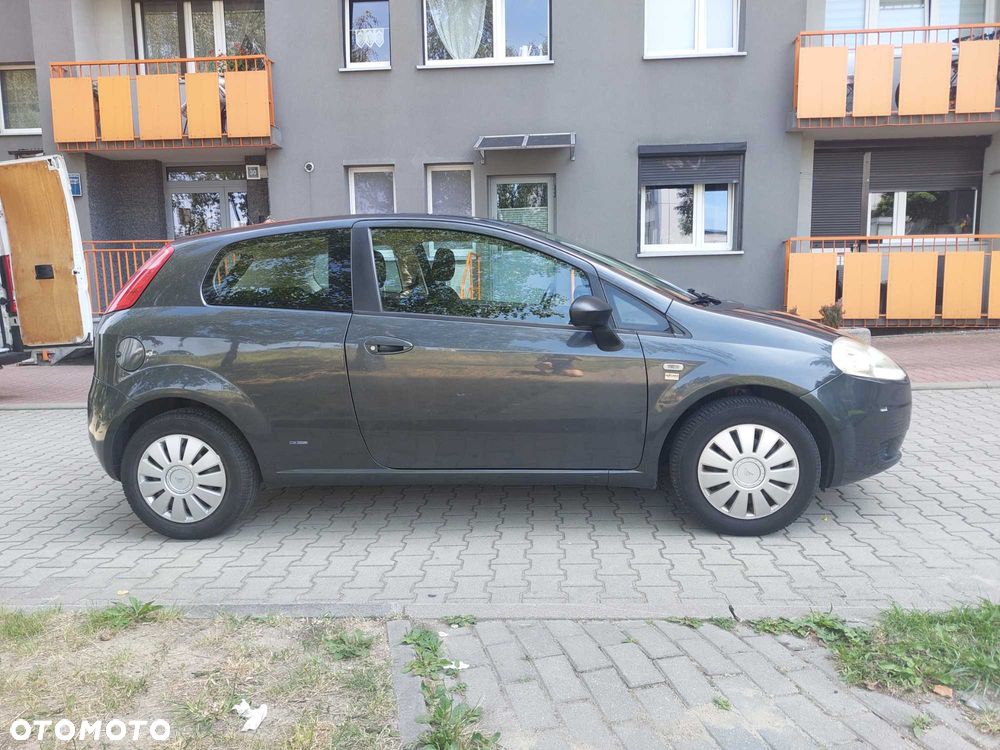 Fiat Grande Punto - 7