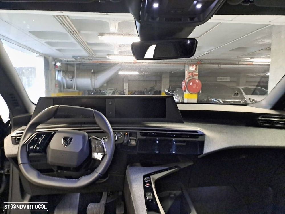 Peugeot 3008 1.2 Hybrid Allure e-DCS6 - 8