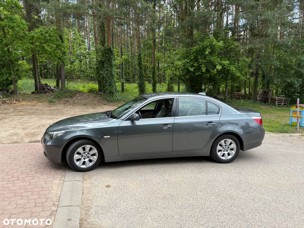 BMW Seria 5 520d - 2