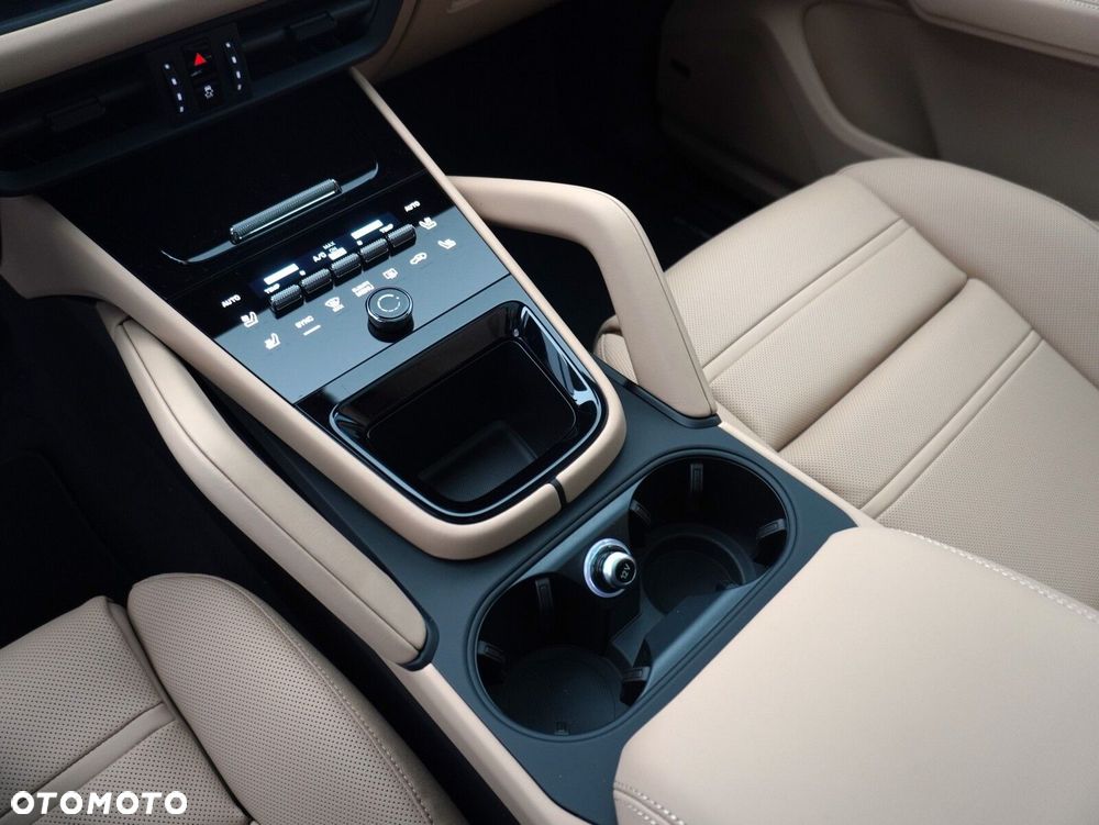 Porsche Cayenne E-Hybrid PHEV Black Edition - 27