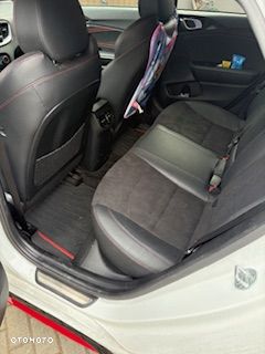 Kia ProCeed 1.6 T-GDI GT DCT - 8