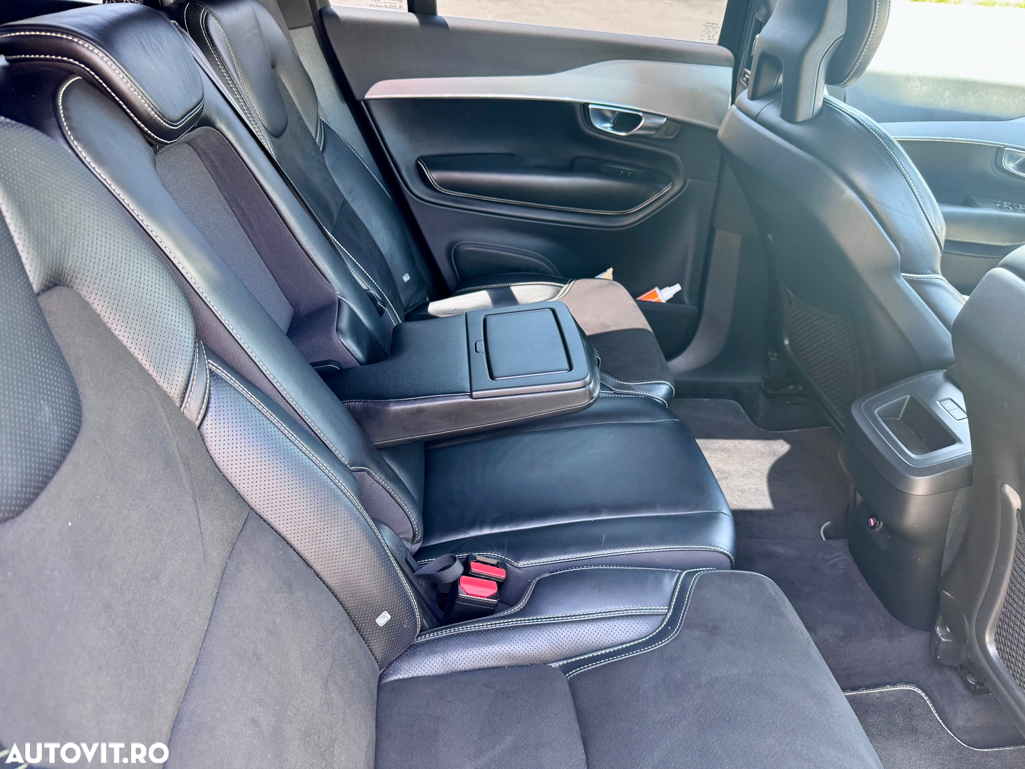 Volvo XC 90 D5 AWD R-Design - 20