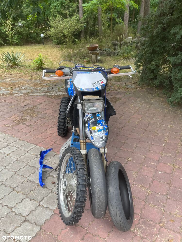 Suzuki DR-Z - 12