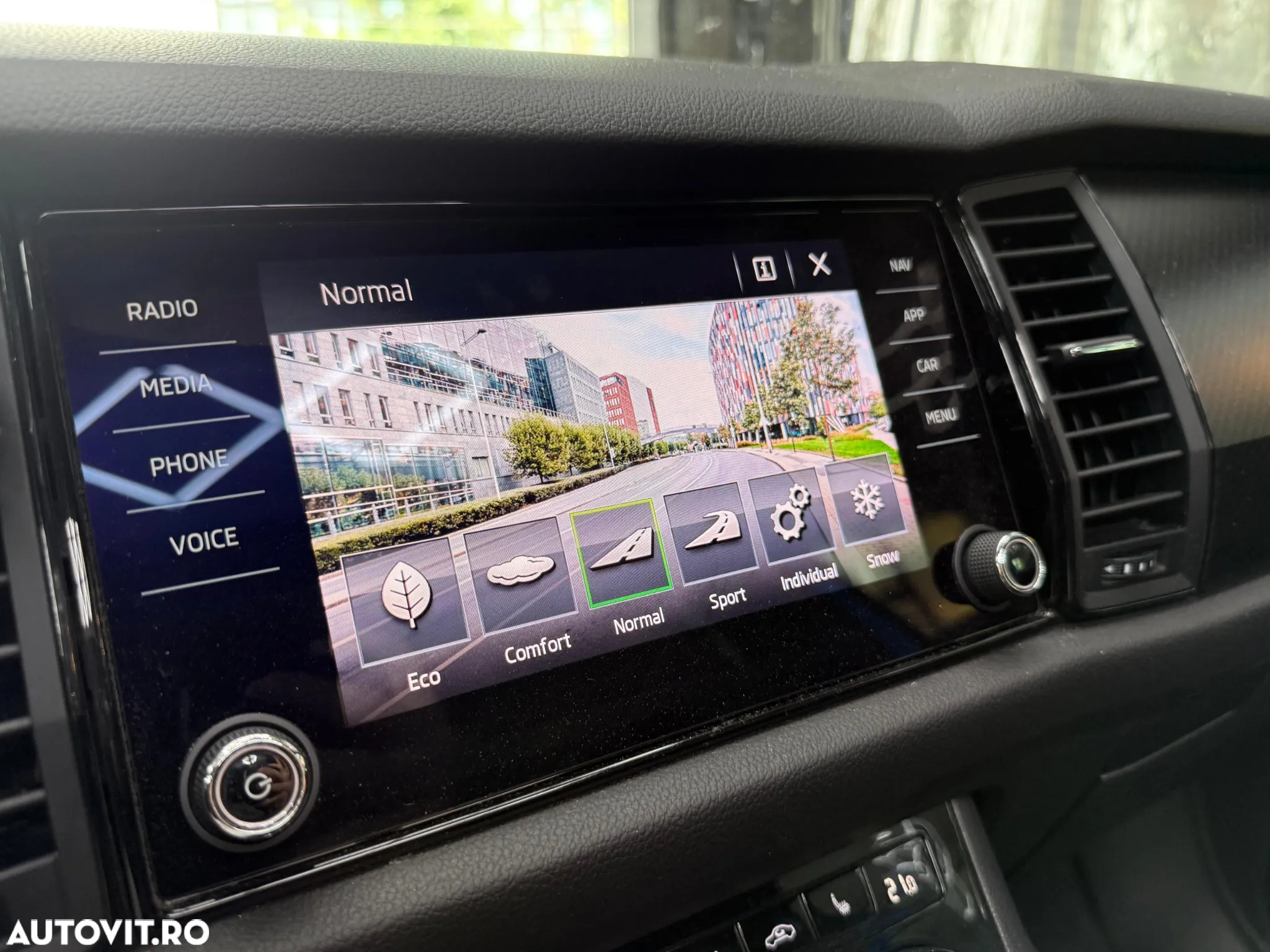 Skoda Kodiaq 2.0 TDI 4X4 DSG RS - 10