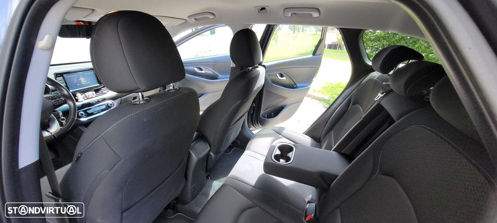 Hyundai i30 SW 1.6 CRDi Style Plus TA 7DCT - 7