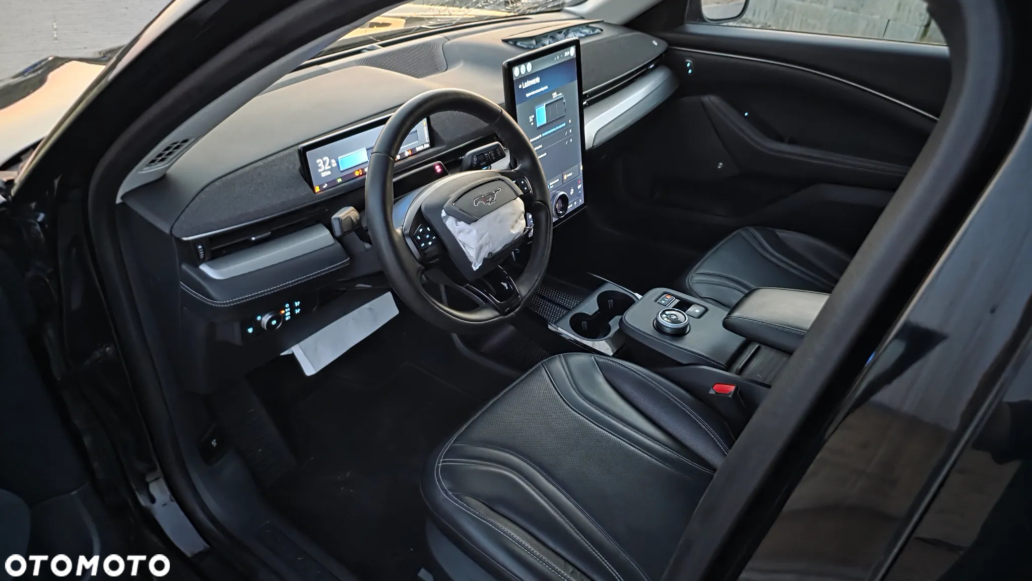 Ford Mustang Mach-E 75kWh RWD - 10